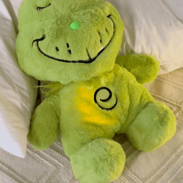 SleepHug™ – The breathing Christmas friend for calm nights